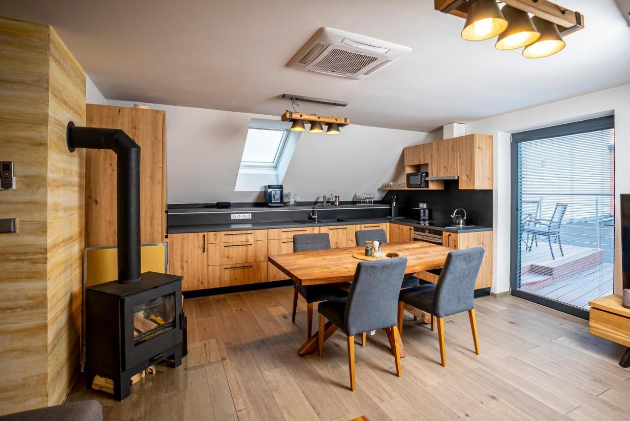 Apartmany V Podzamci Nachod Bagian luar foto
