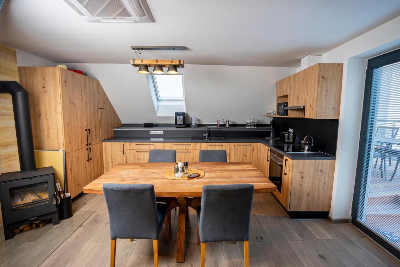 Apartmany V Podzamci Nachod Bagian luar foto